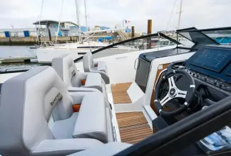Thumbnail von Beneteau Flyer 10