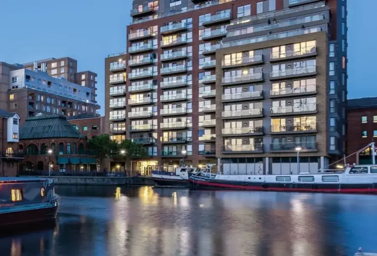 Waterspace Living 70` Future order Lexington 70 at Apsley