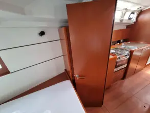 Thumbnail von Beneteau Oceanis 38.1