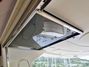 Thumbnail von Ferretti Yachts 68