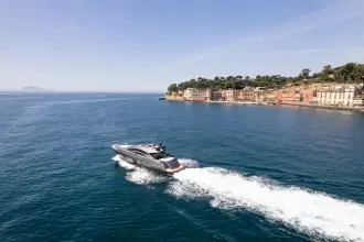 Thumbnail von Pershing 74