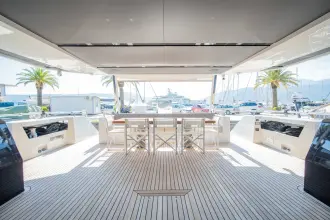 Thumbnail von Astondoa 100 Century