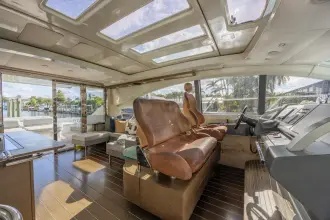 Thumbnail von Azimut 68