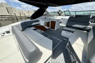 Thumbnail von Cruisers Yachts 38 GLS