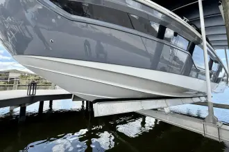 Thumbnail von Cruisers Yachts 38 GLS