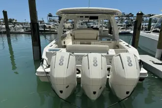 Thumbnail von Boston Whaler 350 Realm