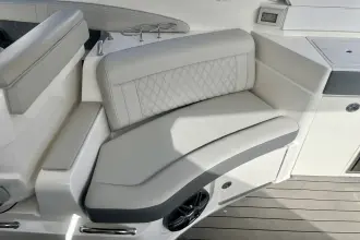 Thumbnail von Sea Ray SLX 350