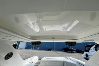 Thumbnail von Sea Ray SLX 350