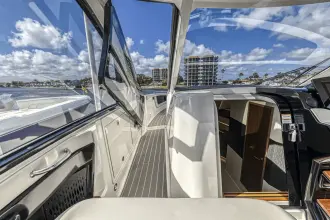 Thumbnail von Sea Ray 370 Sundancer Outboard