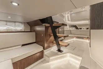 Thumbnail von Sea Ray 370 Sundancer Outboard