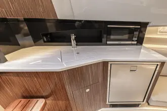 Thumbnail von Sea Ray 370 Sundancer Outboard