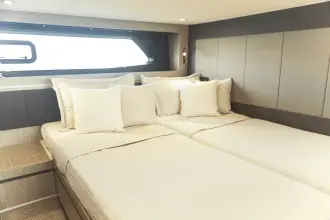 Thumbnail von Azimut Atlantis 45