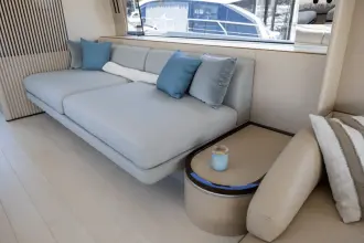 Thumbnail von Azimut 68