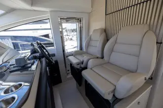 Thumbnail von Azimut 68