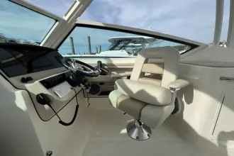 Thumbnail von Boston Whaler 280 Vantage