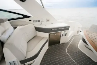 Thumbnail von Sea Ray 320 Sundancer