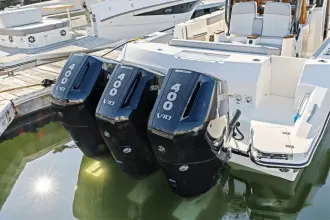 Thumbnail von Boston Whaler 360 Outrage