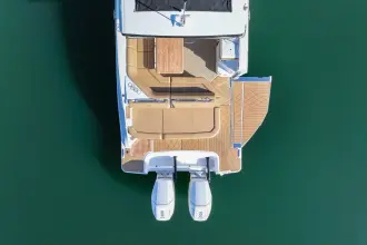 Thumbnail von Sea Ray SLX 400 Outboard