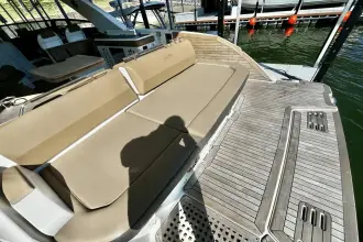 Thumbnail von Sea Ray SLX 400