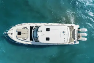 Thumbnail von Boston Whaler 405 Conquest