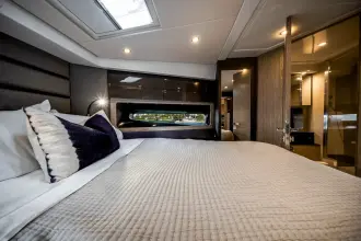 Thumbnail von Azimut 43