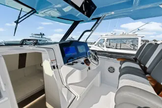 Thumbnail von Bertram 39 CC