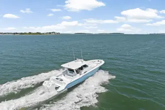 Thumbnail von Bertram 39 CC