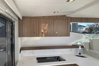 Thumbnail von Cruisers Yachts 46 Cantius