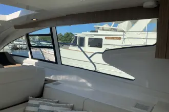 Thumbnail von Cruisers Yachts 46 Cantius