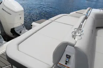 Thumbnail von Sea Ray SLX 400 Outboard