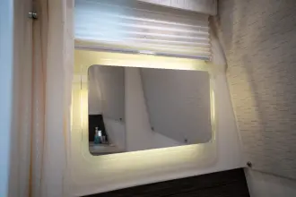 Thumbnail von Boston Whaler 420 Outrage