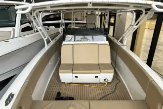 Thumbnail von Nautica International 44 Express