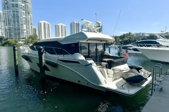 Sea Ray 460 Sundancer