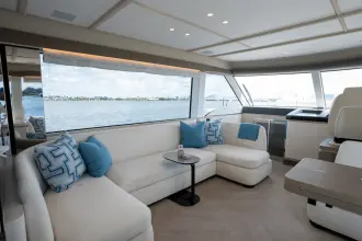 Thumbnail von Azimut 60