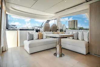 Thumbnail von Azimut Seadeck 6