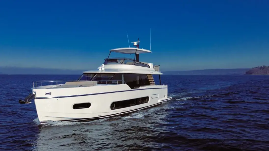 Azimut 60