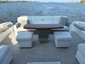 Thumbnail von Tiara Yachts 53 Coupe