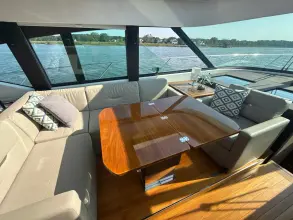 Thumbnail von Tiara Yachts 53 Coupe