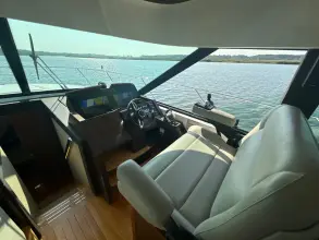 Thumbnail von Tiara Yachts 53 Coupe