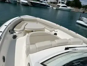 Thumbnail von Boston Whaler 420 Outrage