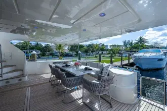 Thumbnail von Ferretti Yachts 830 La Bella Vita