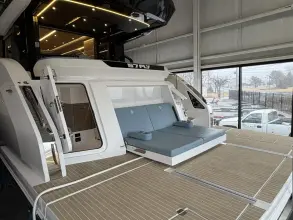 Thumbnail von Cruisers Yachts 57 FLY