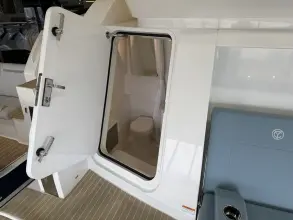 Thumbnail von Cruisers Yachts 57 FLY