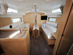 Thumbnail von Beneteau OCEANIS 35.1