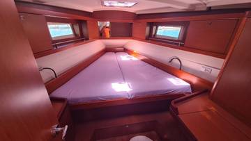 Thumbnail von Bénéteau Oceanis 41