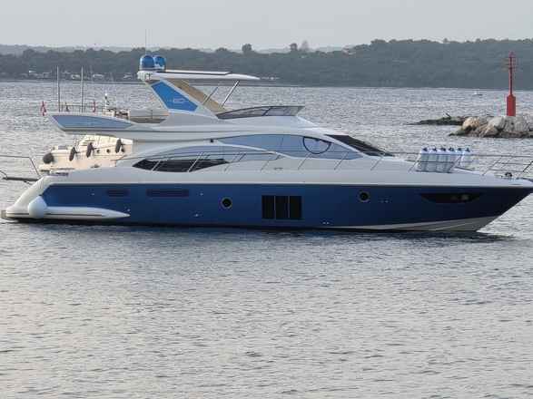 Azimut 58