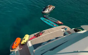 Thumbnail von Ferretti Yachts 95 DAMARI