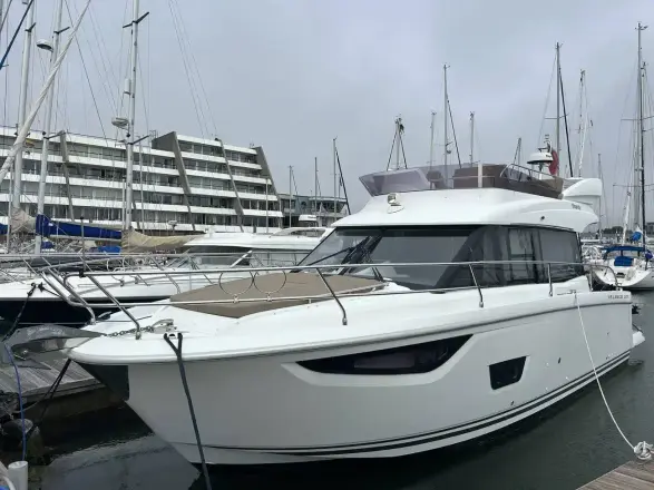 Jeanneau Velasco 37F