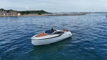 Thumbnail von Fairline F Line 33 Fairline F//Line 33