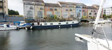 Thumbnail von Custom 65ft Dutch Barge Flat over crest